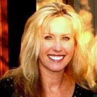 Laura Duffin's Instagram, Twitter & Facebook