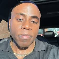 Victor Walters's Instagram, Twitter & Facebook