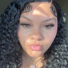 CHEESY GROUND BEEF RICE CASSEROLE Ingredients 1 lb. of ground beef. 2 diced  onions. 2 tsps. of garlic powder. 1 small can of tomato sauce. 1 cup of  cooked rice. 1 cup