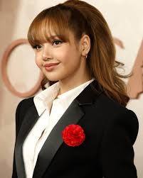 Jessica Alba followed #LISA