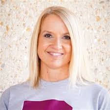 Leanne Bailey's Instagram, Twitter & Facebook