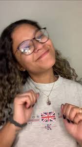 Kimberly Lowman's Instagram, Twitter & Facebook