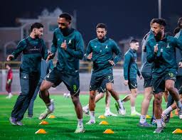 دونيس يعيد لاعب الخليج للتشكيل الأساسي أمام الاتفاق في دوري روشن