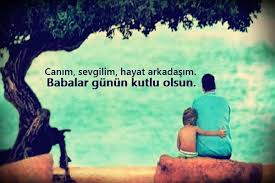 Sen benim aynadaki yansımamsın sevgilim. Ese Babalar Gunu Mesajlari Guzel Sozler Babalar Guzel Soz Babalar Gunu