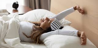 Sie kaufen bei uns qualität aus vollholz und keine massenware. Ausgeruht Durch Herbst Und Winter Vier Tipps Fur Einen Gesunden Schlaf In Der Kalten Jahreszeit