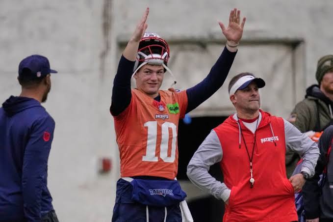 Drake Maye injury latest: New England Patriots quarterback fighting to be  fit for Super Bowl after worrying update