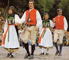 overview of the folk costumes of germany folk costume folk dresses traditional outfits