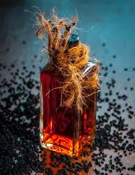Full of potent properties and beneficial elements, black cumin seeds encourage hair growth and strengthen hair follicles. How To Use Black Seed Oil Kalonji For Hair Growth And Baldness