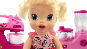 Baby Alive Oyuncak Mutfak Aletleri Ile Yemek Yapiyor Oyuncak Mutfak Aletleri Yemek