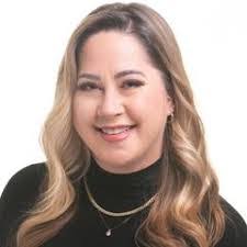 Amber Lambrecht's Instagram, Twitter & Facebook