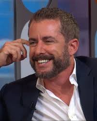 Daily Show' alum Jason Jones talks about his wife and the new season of his  show