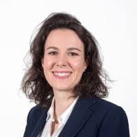 Lea Schultz's Instagram, Twitter & Facebook