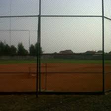 Lintasan fast pitch = 18,29 meter / 60 kaki. Photos At Lapangan Softball Alam Sutra Tangerang Banten