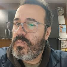 I can't be the only one who wonders if Peirre Poilievre and Mike Johnson  are the product of some bad crossboarder cloning project right?