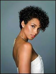 Kurze Lockige Frisuren Fur Schwarze Frauen Short Natural Curly Hair Short Curly Haircuts Short Curly Hair