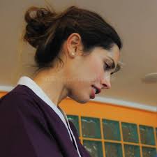 Julia Tezza Lusardi, Dentista en León