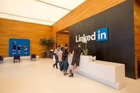 Linkedin S New San Francisco Office Is Full Of Games Team Building Venues Microsoft Public Space