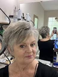 Does this short haircut suit me?
