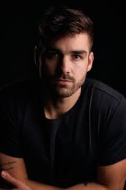 Fabulous" We're Home (TV Episode)