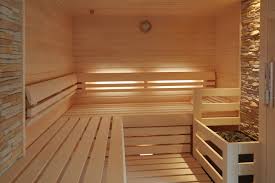 Sauna Mit Hinterbankbeleuchtung Und Steinstreifen An Der Wand Erdmann Sauna Erdmannsaunabau Erdmannexklusivesaunen Well Sauna Sauna Ideen Sauna Im Garten