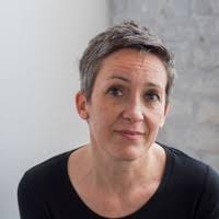 60+ profili “Tracey”