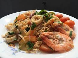 Maggi goreng basah maggi berkuah fried maggi with seafood. Kelantan Co On Twitter Hi Have You Ever Tried Kerabu Maggi Recipe With Maggi Pedas Siam Try Now By Placing Order Rm24 Box 30packs