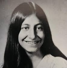 Was there a Harris with long, straight hair in high school?