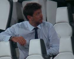 Il presidente della juventus ha ricevuto il ministro ignazio la russa ieri ha criticato il presidente della juventus andrea agnelli per. La Verita Andrea Agnelli Vuole Lasciare La Juve Con 600 Milioni Di Debiti E Scappare In Ferrari Ilnapolista