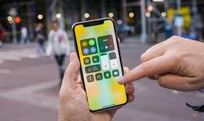 Eylül ayında seriye katılacak olan iphone 13 mini, iphone 13, iphone 13 pro ve iphone 13 pro max adı altında dört farklı şekilde piyasaya sürülecek. Iphone 13 Un Fiyat Listesi Ve Renkleri Sizdirildi Iste Detaylar
