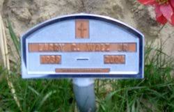 Larry R Walz Jr. (1939-2004)