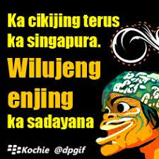 Bahkan sekarang ada juga stiker dengan gambar wajah kamu atau orang lain yang bisa kamu buat sendiri lho! 31 Stiker Lucu Sunda Ideas Humor Quotes Lucu Jokes Quotes
