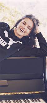 Amazing valley wallpapers (67 wallpapers). Best Selena Gomez Iphone X Hd Wallpapers Ilikewallpaper