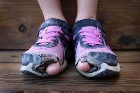 If your exercise routine consists of walking 30 minutes a day, or an average of 3 to 4 hours a week, consider replacing your shoes every six months. How Often Should You Replace Your Running Shoes Family Footwear Center