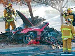 Полное имя — пол уильям уокер iv (paul william walker iv). 18 Jahriger Stiehlt Wrackteil Von Unfallauto Von Paul Walker Der Spiegel