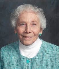 Julie Tharp's Instagram, Twitter & Facebook