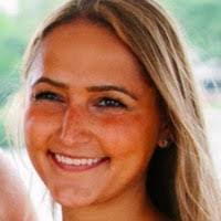 Sara Tye's Instagram, Twitter & Facebook