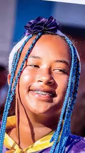 Ainda dá tempo de conferir a exposição que celebra a cultura popular  considerada patrimônio imaterial do Estado!💚 📸 A mostra “As Congadas de  Goiás”, que tem a curadoria de Fernando Corrales, é