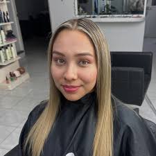 Erendida Perez (@fridahairstudio) • Instagram photos and videos