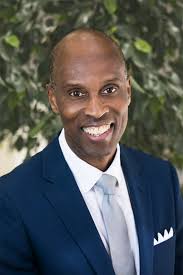 FMI honors industry veterans with Executive Leadership Awards