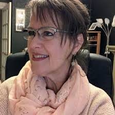 Donna House (donnachouse)