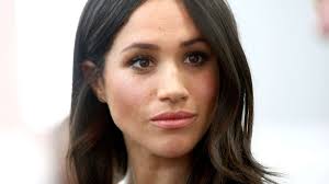 Er musste für die hochzeit absagen: Meghan Markle Vater Thomas Verrat Brautpaar Habe Marihuana An Gaste Verteilt Boulevard