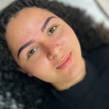 ✨ Novidade no Studio ✨ Agora você pode surpreender quem ama com um Vale  Presente especial 🌹 Perfeito para quem deseja presentear com carinho,  cuidado e autoestima. 💝 Nosso primeiro vale presente