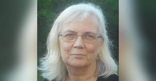 Anne Gerlach's Instagram, Twitter & Facebook