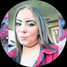 Do yall ever go down some dark TikTok threads???? Some of the scary ones I  low key think about.