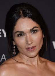 Lela Loren's Instagram, Twitter & Facebook