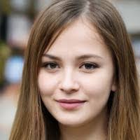 Lia Carter's Instagram, Twitter & Facebook