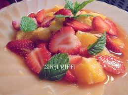 Salade De Fruits Oranges Fraises Sirop De Citrons Verts Cuisine De Zika