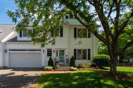 This compares to massachusetts real estate data, which this week shows a total number of listing properties as 308 with a median listing price of $348. Needham Ma Recently Sold Homes 394 Sold Properties Movoto