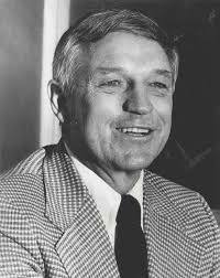 Longtime UW Huskies athletic director Mike Lude dies at 101