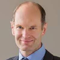 Graham Reeves, Consultant Ophthalmologist